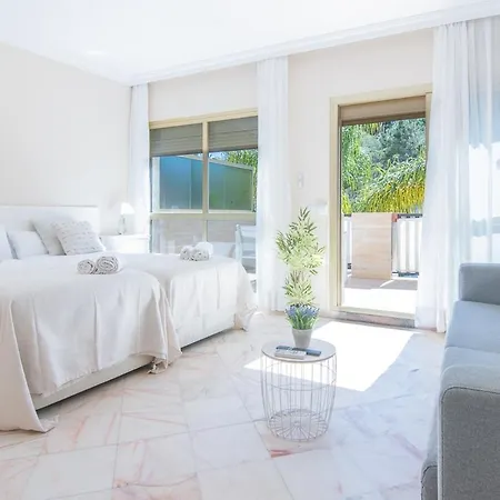 Oleholidays 416 Romana Playa Junto Al Mar Apartment Marbella